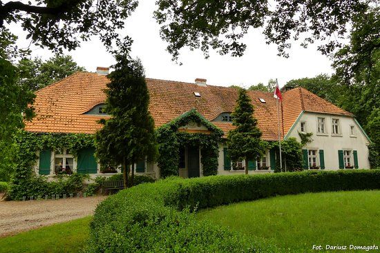 Wybicki Manor in Sikorzyno